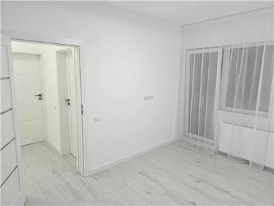 Apartament 3 camere modern, etaj intermediar, parcare! Zona centrala!