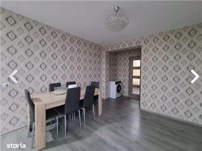 Apartament de vanzare 3 camere si parcare pe Florilor!