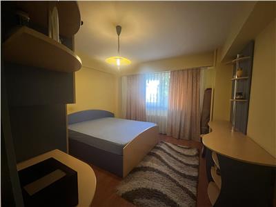 Apartament 3 camere zona Piata Marasti