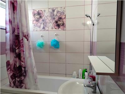 Apartament 2 camere decomandat in zona Teilor!