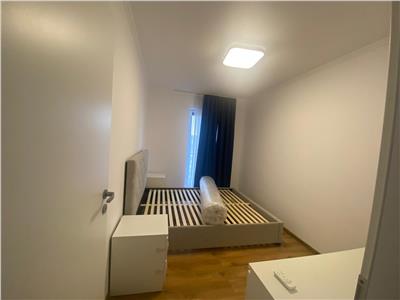 Apartament 3 camere 70mp,terasa 45mp, Centru,zona Scala Center