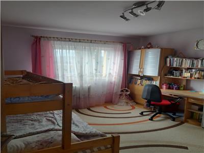 Apartament de vanzare 2 camere zona Fabricii de Zahar!