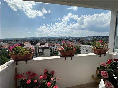 Apartament 2 Camere Strada Titulescu cu Priveliște Spectaculoasa