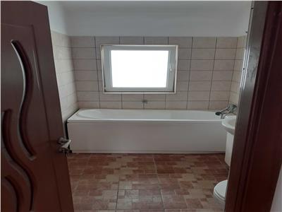 Apartament 2 camere, POD 56 mp, parcare! Zona Porii!