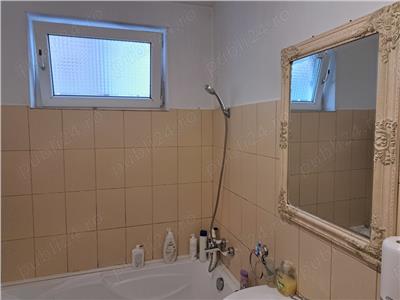 Apartament 3 camere, parcare! Zona Tineretului!