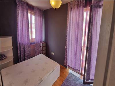 Apartament 3 camere, 2 GARAJE, etaj intermediar! Zona Sub Cetate!