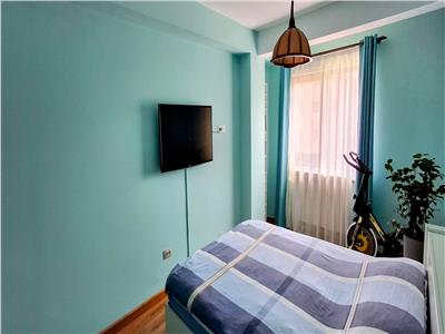 Apartament 3 camere modern, etaj intermediar si parcare! Zona Stejarului!