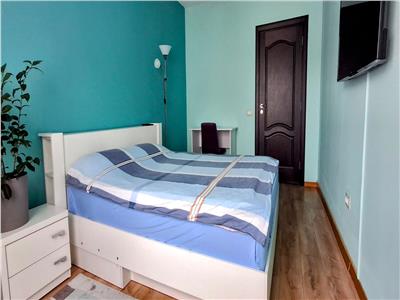 Apartament 3 camere modern, etaj intermediar si parcare! Zona Stejarului!