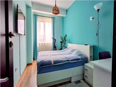 Apartament 3 camere modern, etaj intermediar si parcare! Zona Stejarului!