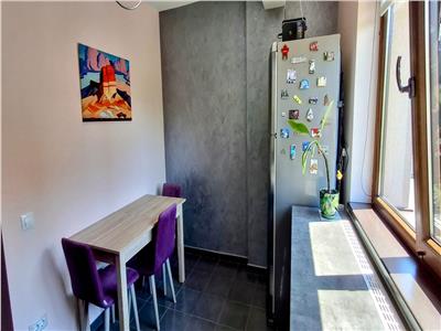 Apartament 3 camere modern, etaj intermediar si parcare! Zona Stejarului!