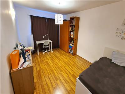 Casa 7 camere 400mp+ curte, 6 parcari, zona Andrei Muresanu_UNTOLD