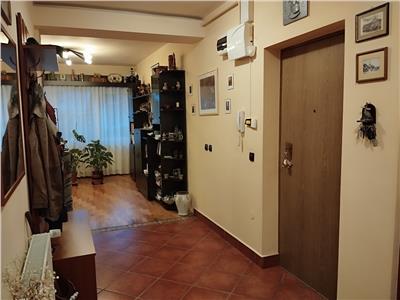 Apartament 4 camere 101mp 2 balcoane garaj boxa  Manastur-zona Campului