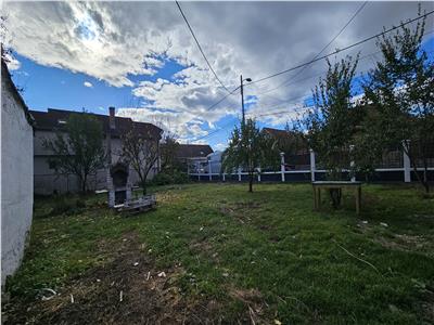 Casa zona Plevnei cu 700mp teren, garaj 40mp, Marasti, pretabila gradinita,firma  sau locuit.