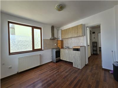 Casa zona Plevnei cu 700mp teren, garaj 40mp, Marasti, pretabila gradinita,firma  sau locuit.