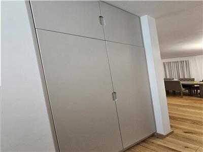 Apartament 3 camere 80mp,terasa 32mp, parcare Plopilor, Parcul Rozelor_UNTOLD